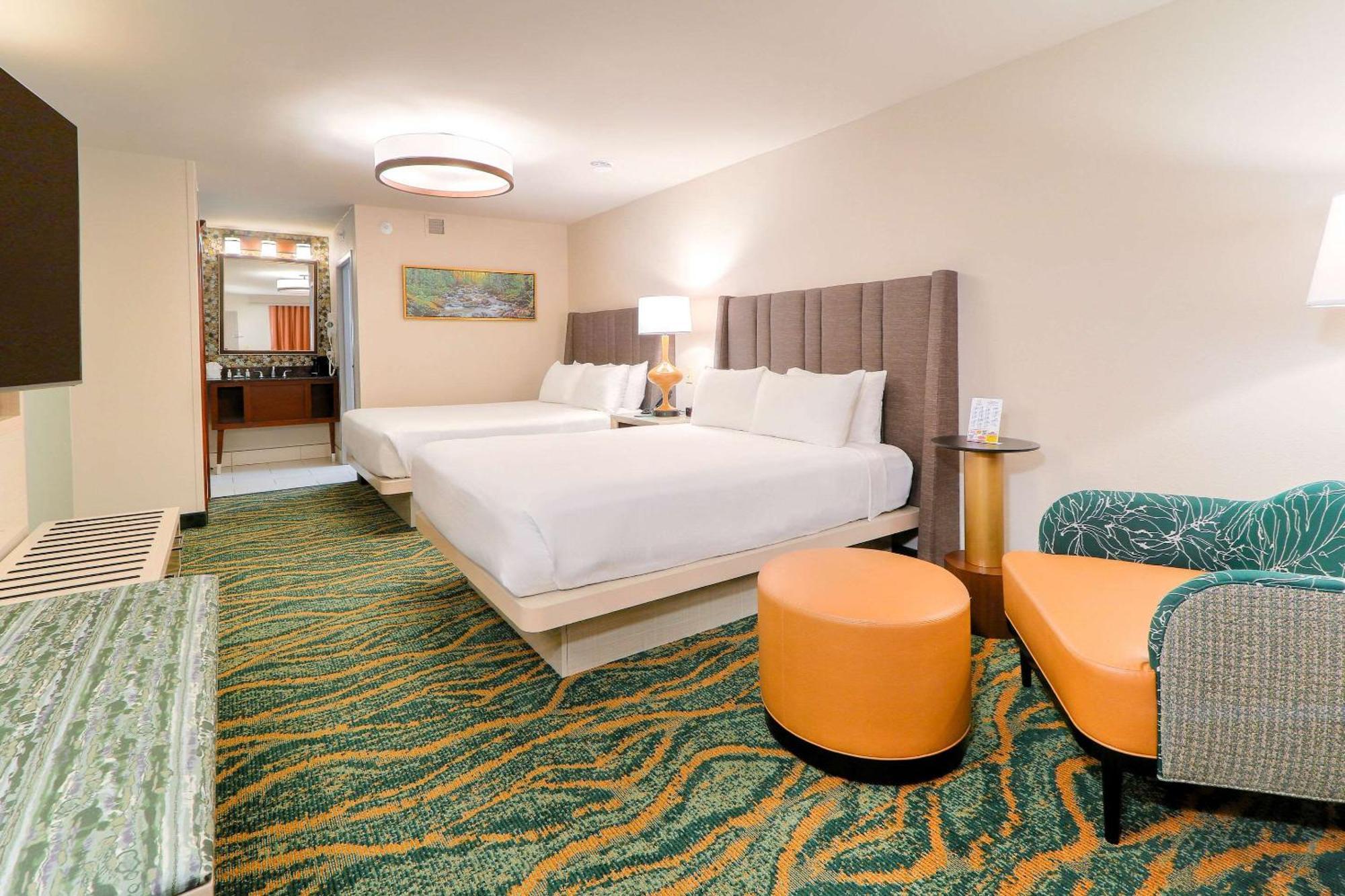 Quality Inn Near The Island Pigeon Forge Exteriér fotografie
