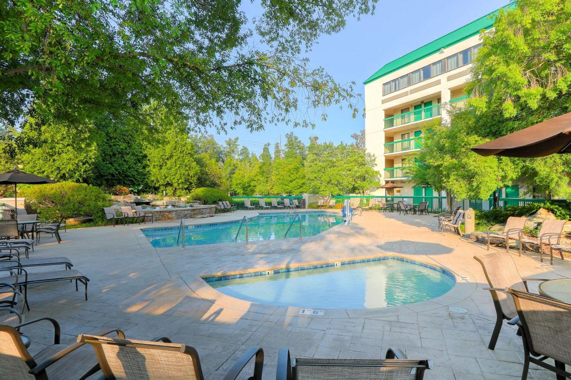 Quality Inn Near The Island Pigeon Forge Exteriér fotografie